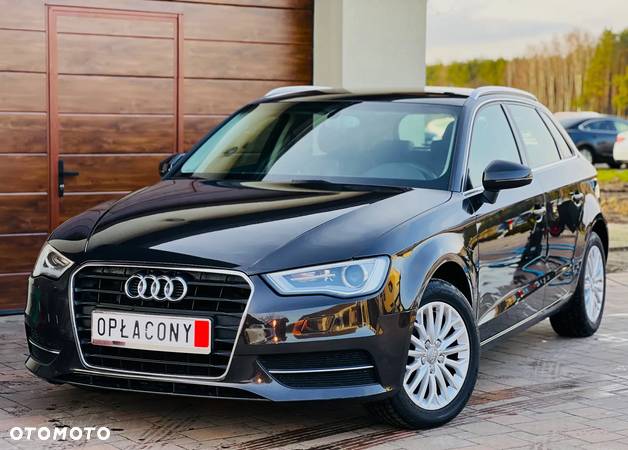 Audi A3 1.6 TDI Sportback S tronic Ambition - 2