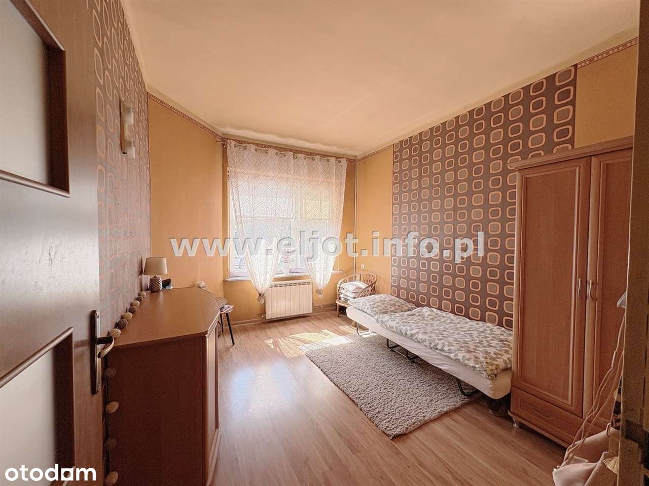 Budynek usługowo-mieszkalny 2piętrowy przy SCC-8