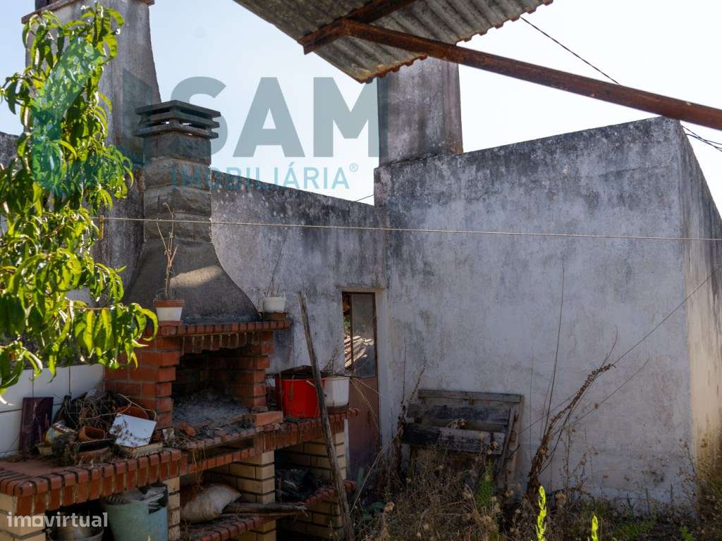 Moradia Térrea para Restauro | Terreno de malha urbana com 9.004 m²-20