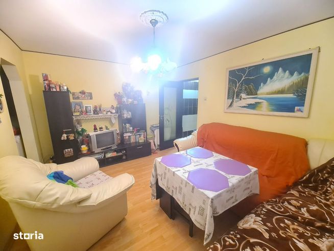 Apartament 2 camere, Zona de Sus, Onesti-1