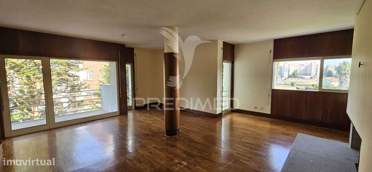 T3 + ESCRITÓRIO- GARAGEM IND. 2 AUTOS- CONDOMíNIO FECHADO - Grande imagem: 3/5