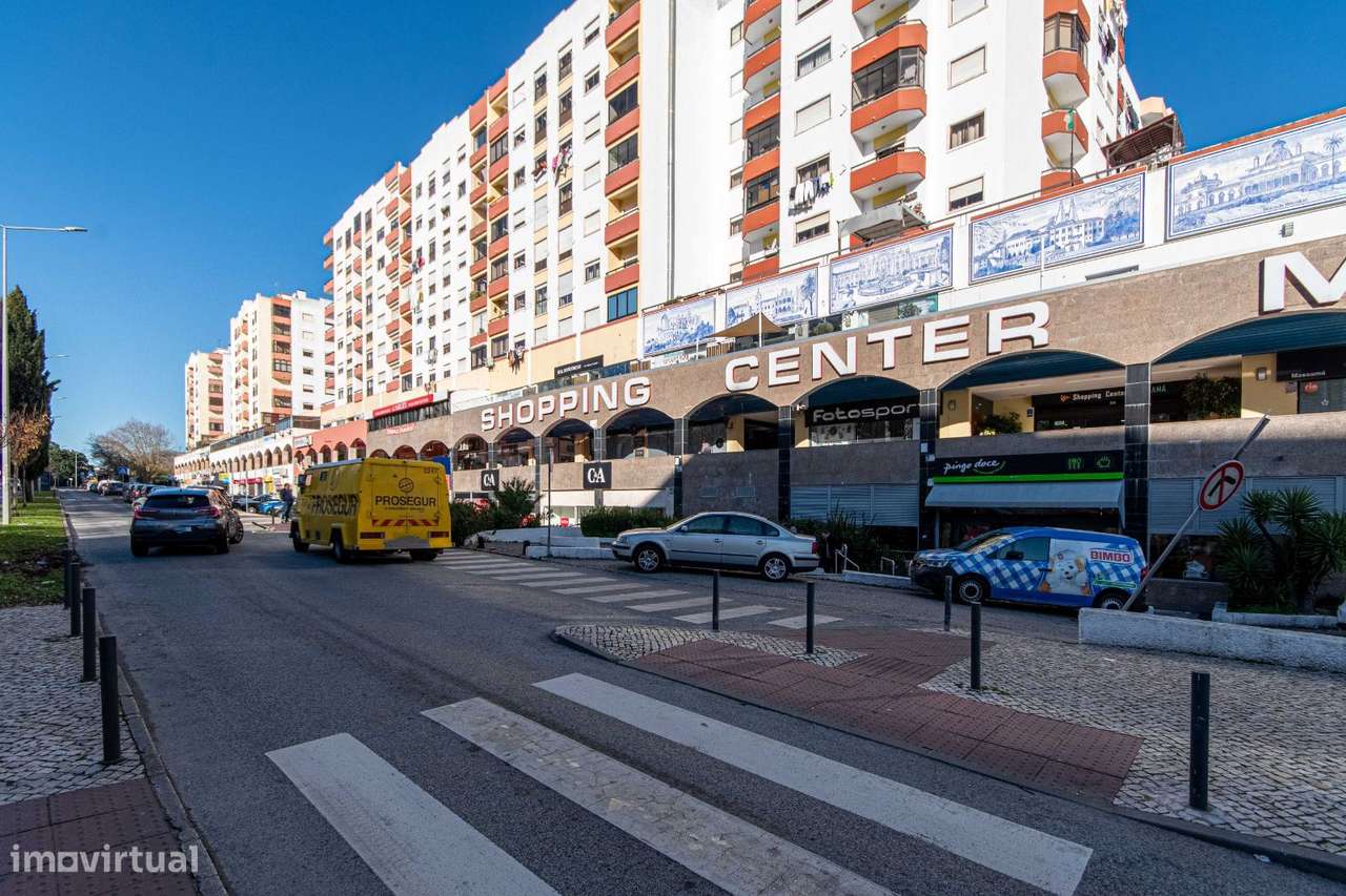 Apartamento T2 Massamá - Grande imagem: 4/23