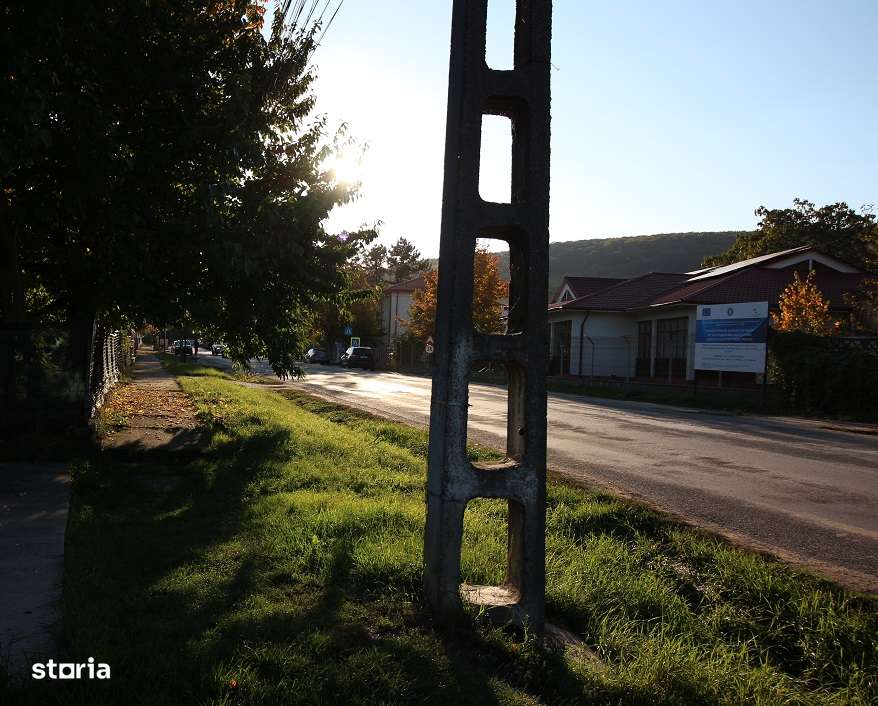 Casa Batraneasca Hemeiusi Lg Scoala 1300 mp 31 Dechidere Negociabil-1