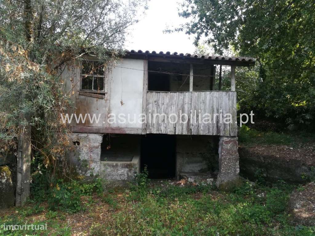 Quintinha c/ 2 Casas em Pedra - Grande imagem: 4/7