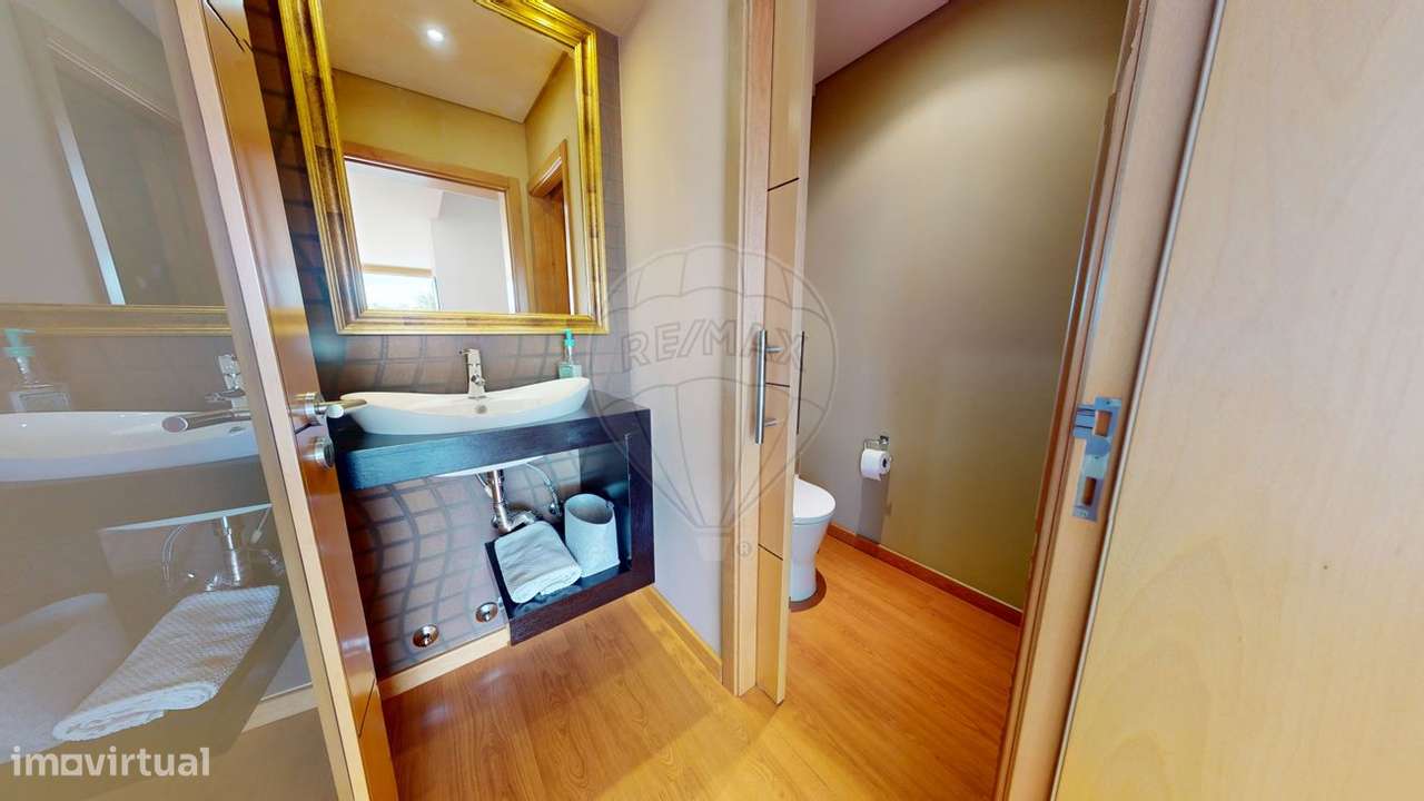 Moradia T5 para venda - Grande imagem: 2/43