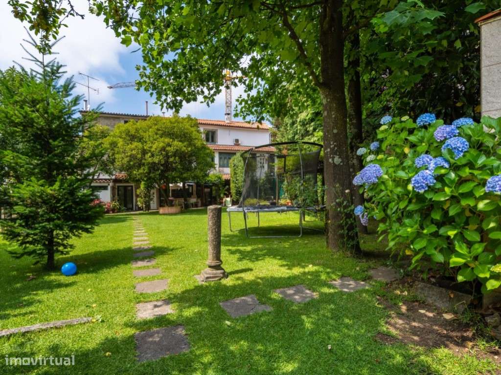 Andar Moradia T3 com Jardim Privativo no Centro de Braga-6