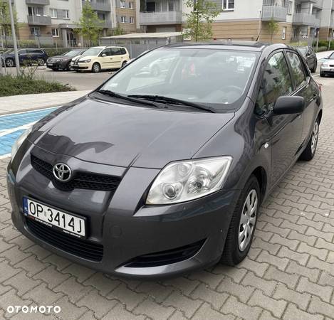 Toyota Auris 1.4 VVT-i Terra - 4