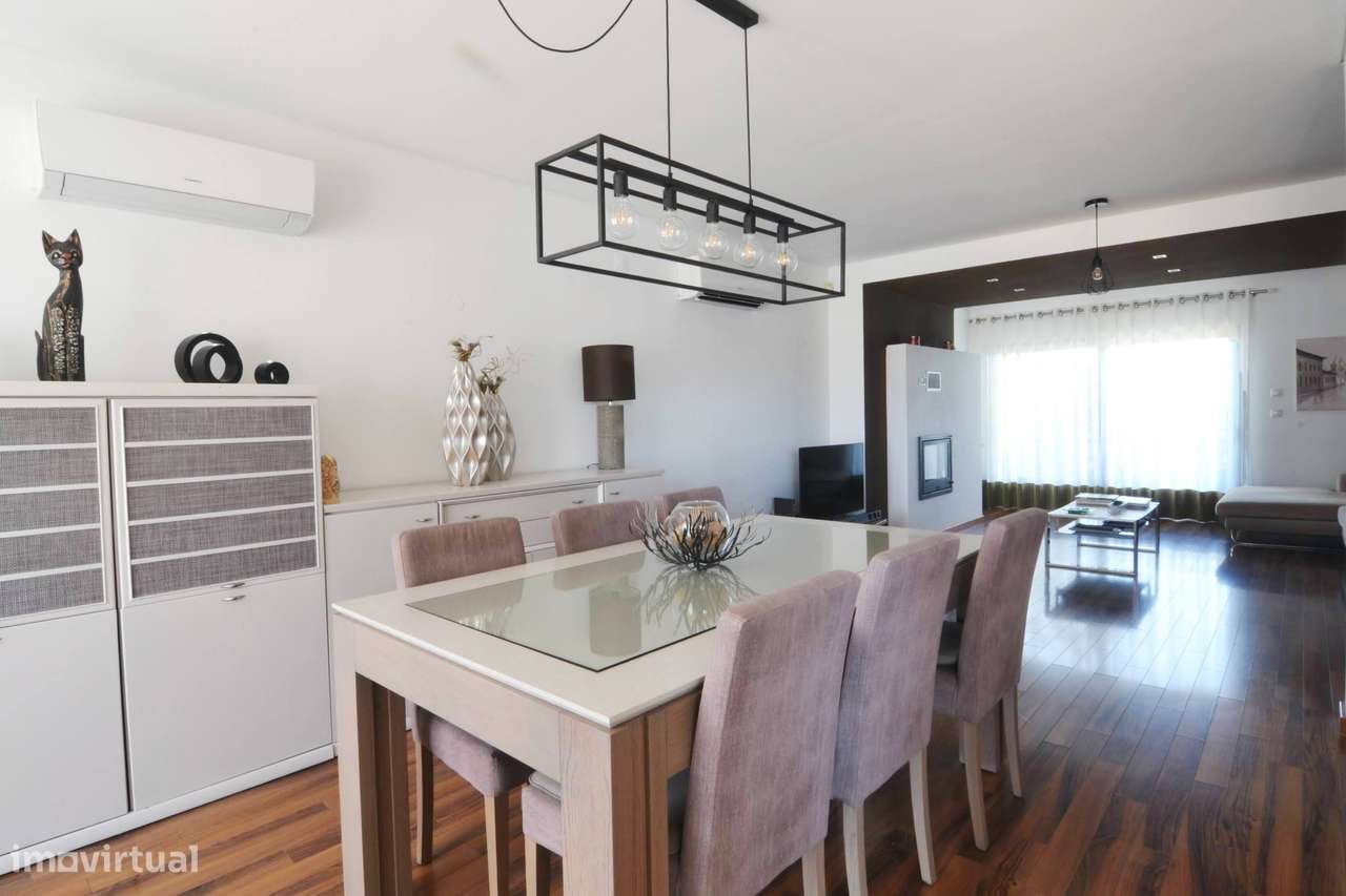 Moradia em condomínio com piscina - Alcochete-6