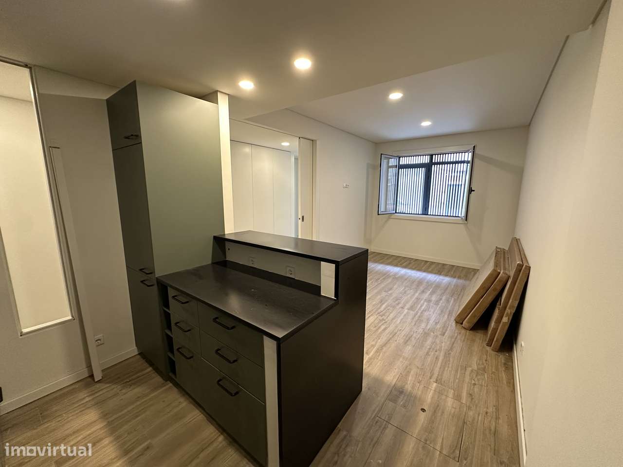 Apartamento T2 totalmente remodelado, com pátio interior - Lapa Porto-8