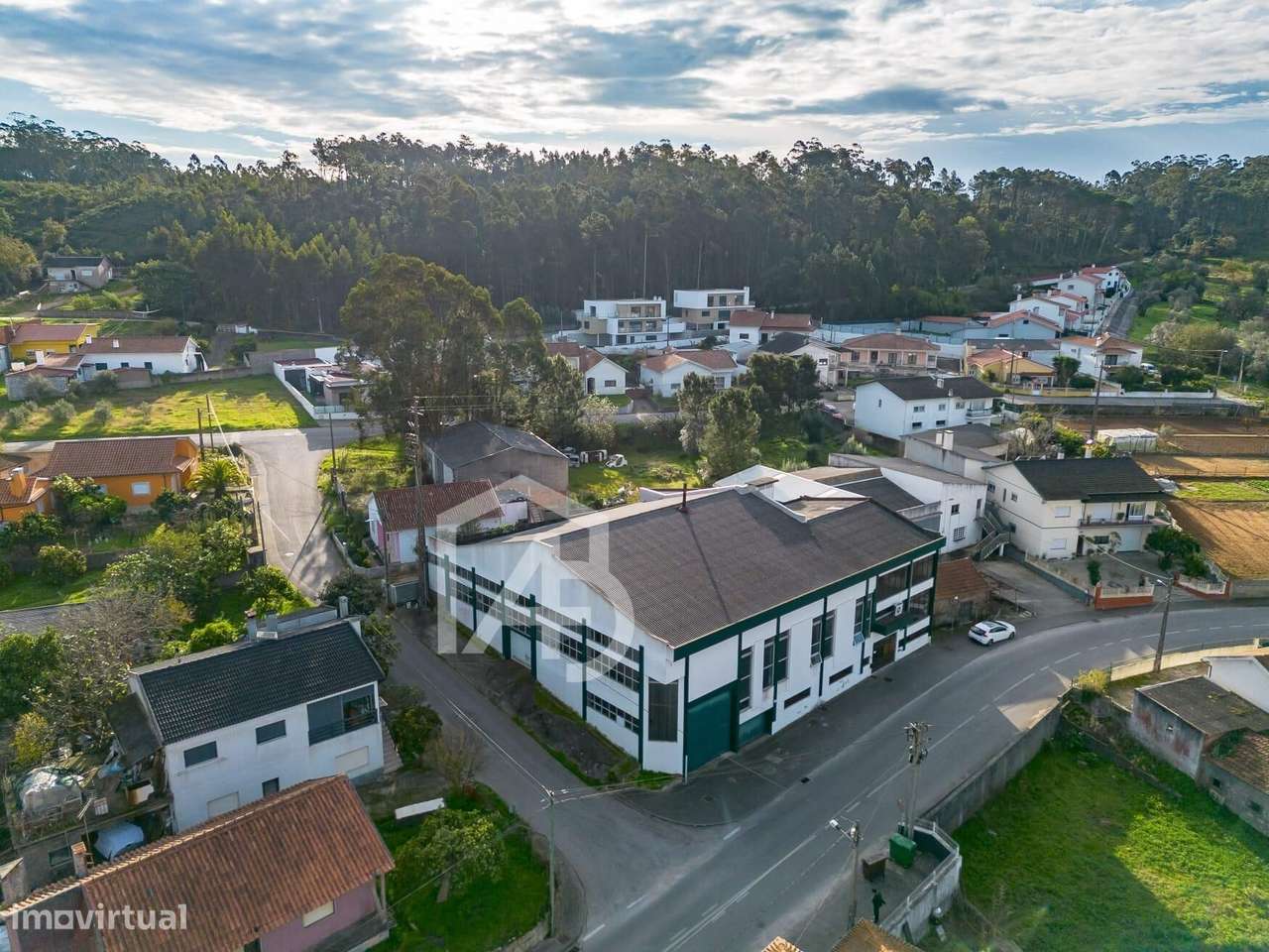 Prédio com potencial de reabilitação – Pernelhas, Leiria-49