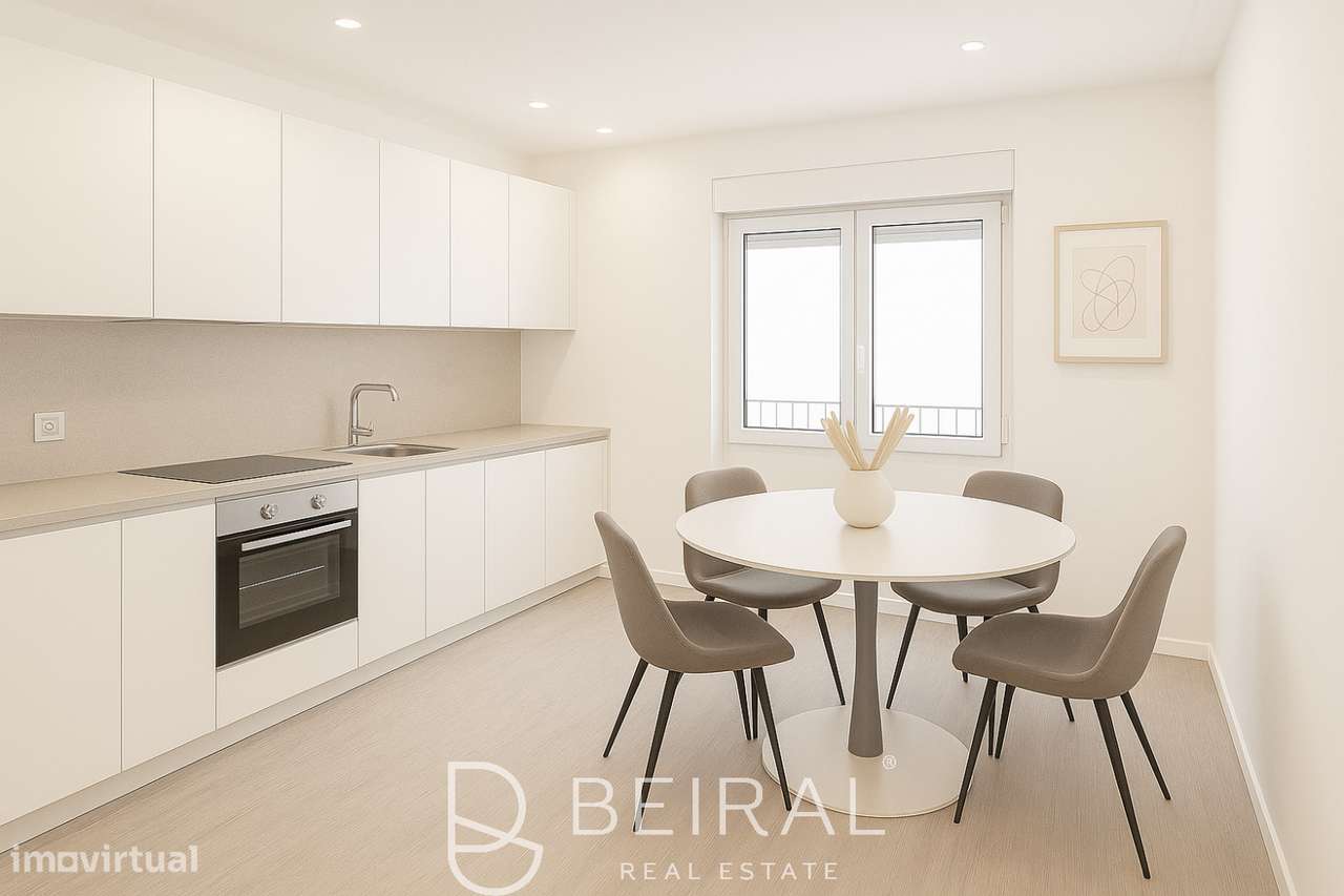 Apartamento T2 com logradouro no centro de Lisboa-2