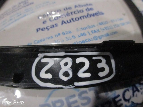 Grelha Friso A2046800039 MERCEDES C S204 W204 FASE 2  2012 200CDI 136CV 5P PRETO MEIO GRE CONSOLA CENTRAL - 4