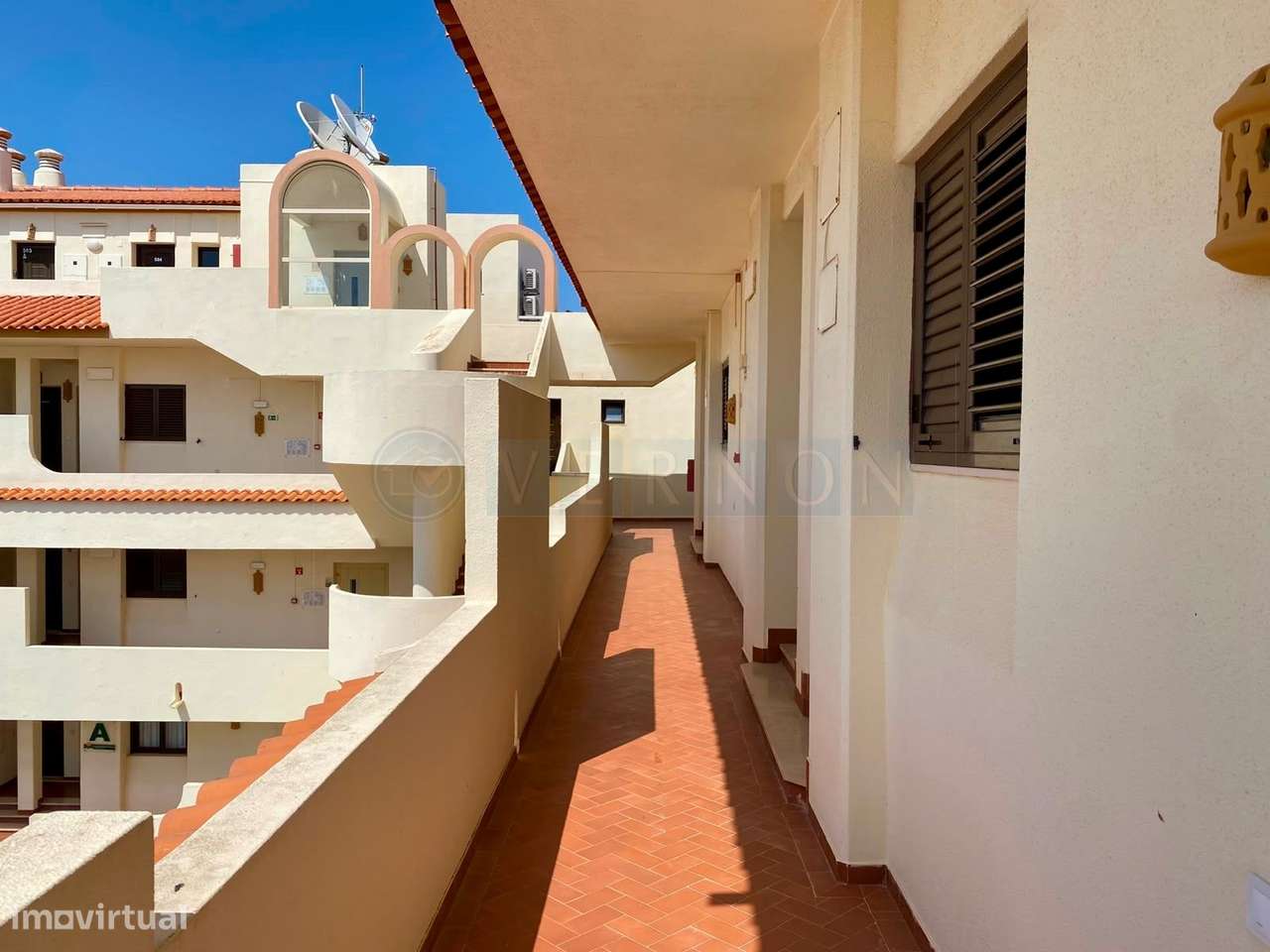 T1 Renovado com Vista Mar e Piscina | Albufeira-26