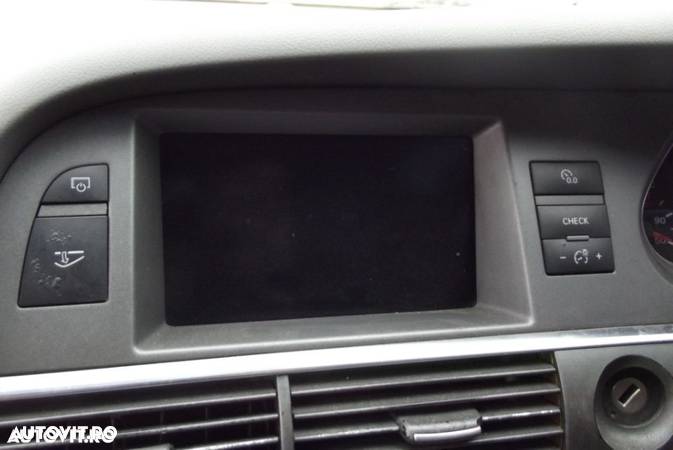 Navigatie Audi A6 C6 2005-2011 display navigatie dezmembrez Audi A6 - 1