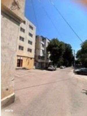 Garsoniera cota parte 1/3 Botosani; ID: R2754801 - Imagine principală: 2/11