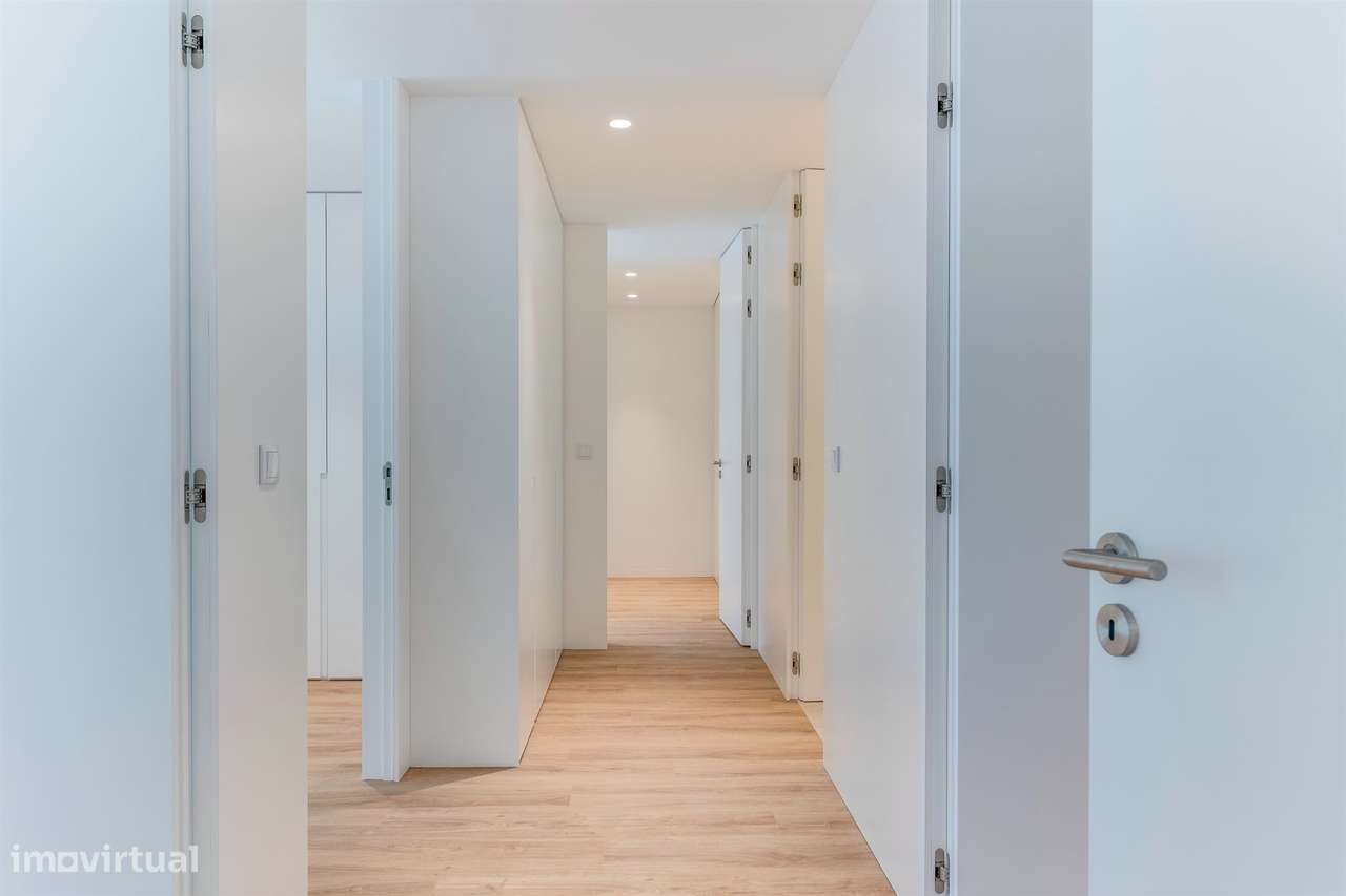 Apartamento T3 no empreedimento Eleven, Mafamude, Vila Nova de Gaia-12