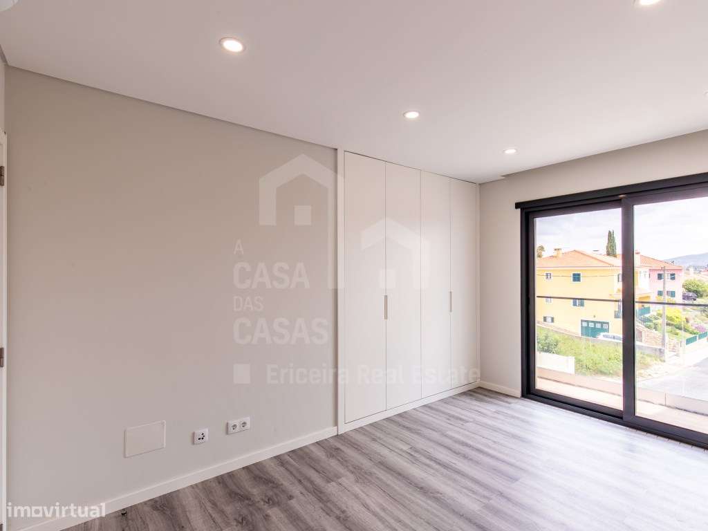 Vende Moradia T5 - Malveira 9km, A Casa das Casas-20