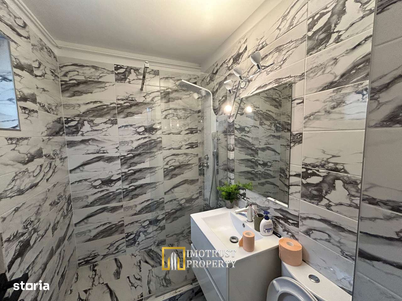 Apartament 3 camere de vânzare sau schimb – Arad ultracentral-6