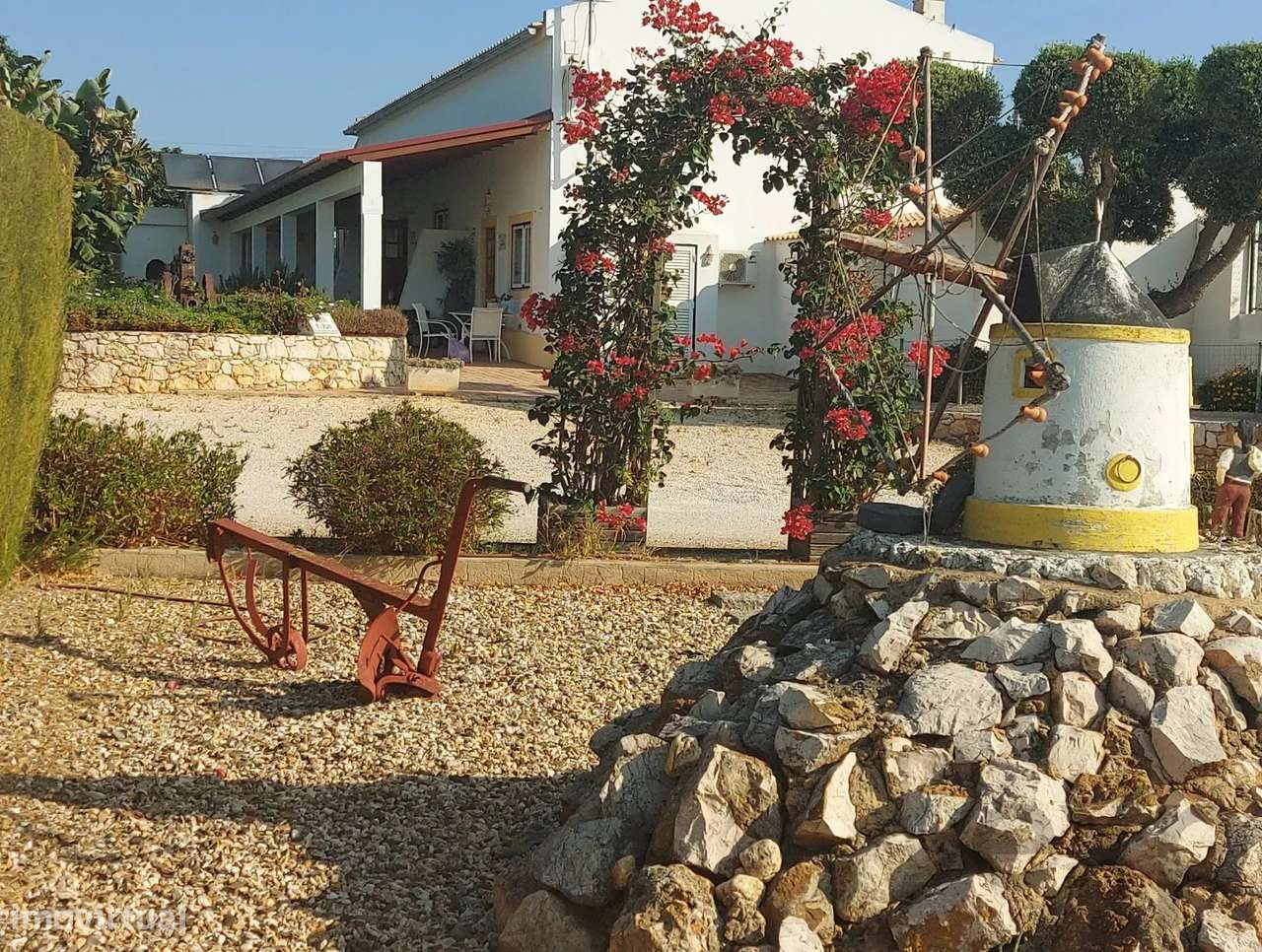 Quinta No Algarve Com Rendimento De Aluguer Pomares De Fruta E Recint