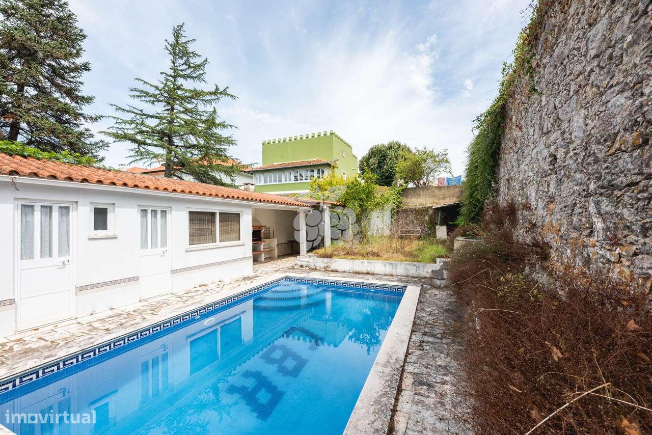 Moradia histórica T6  em Sintra com jardim, piscina e garagem - Grande imagem: 4/60