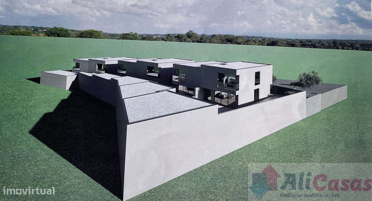 Moradias 3 Frts - Grande imagem: 3/12