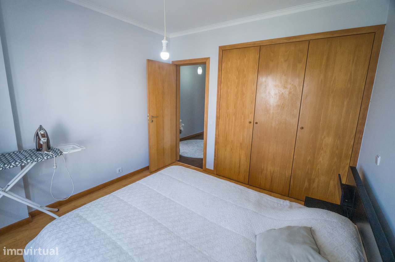 Apartamento T3 à venda em Santa Maria de Lamas-13