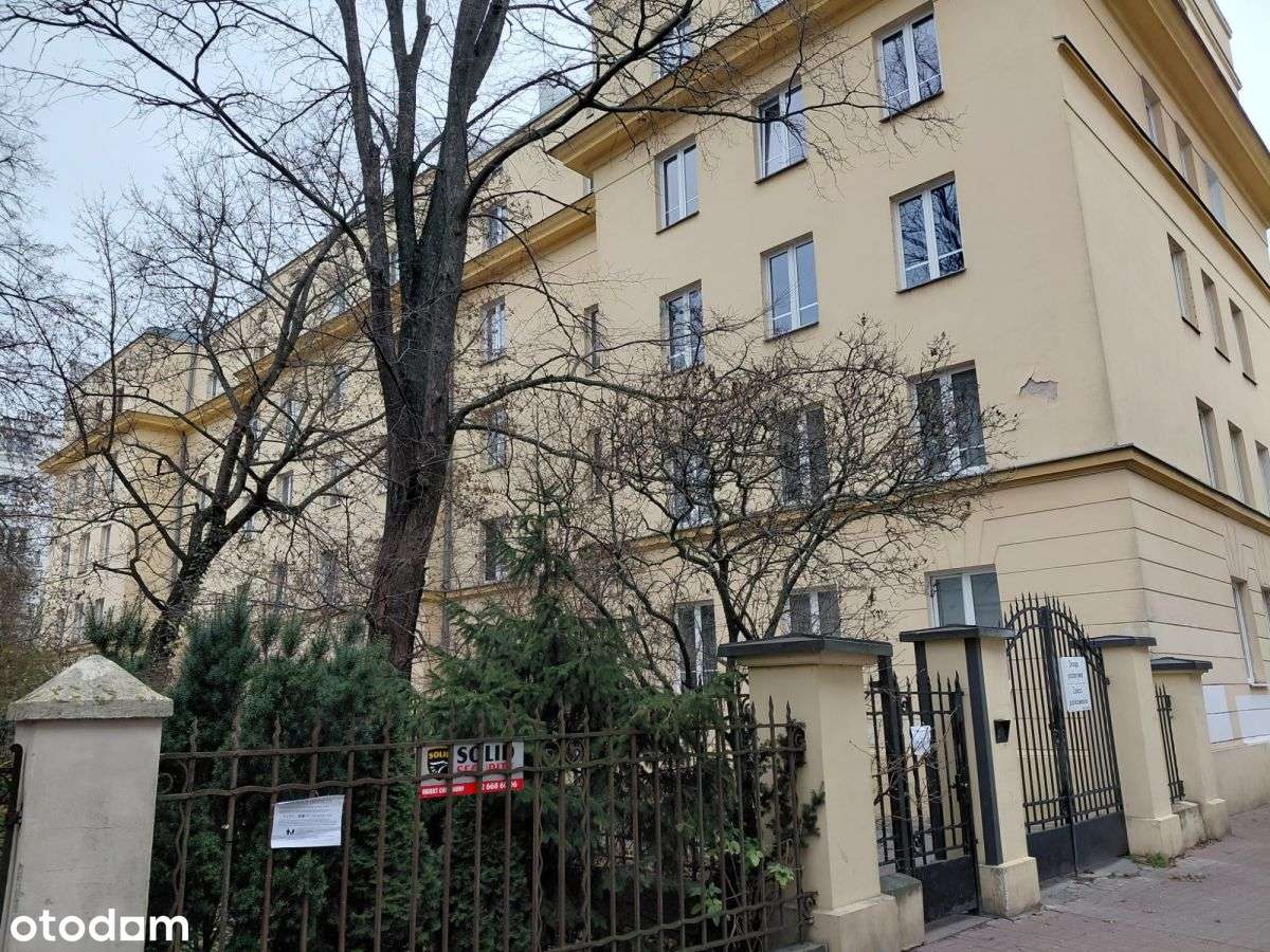 Blisko centrum, dwustronne, jasne,-0