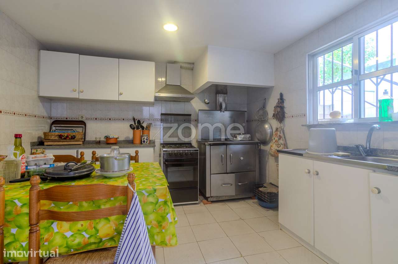 Moradia Isolada T3 com Terreno - Foz do Sousa-7