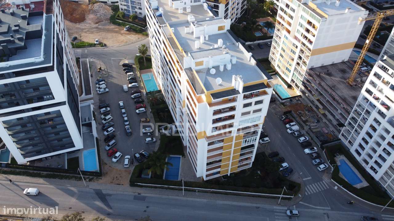 Apartamento T2 com Piscina em Condomínio Fechado, Alto do quintão - Grande imagem: 5/34