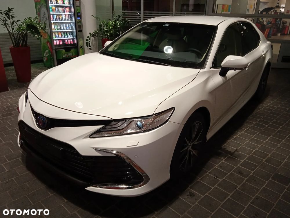 Nowe Toyota Camry 199 900 PLN, 10 km Otomoto