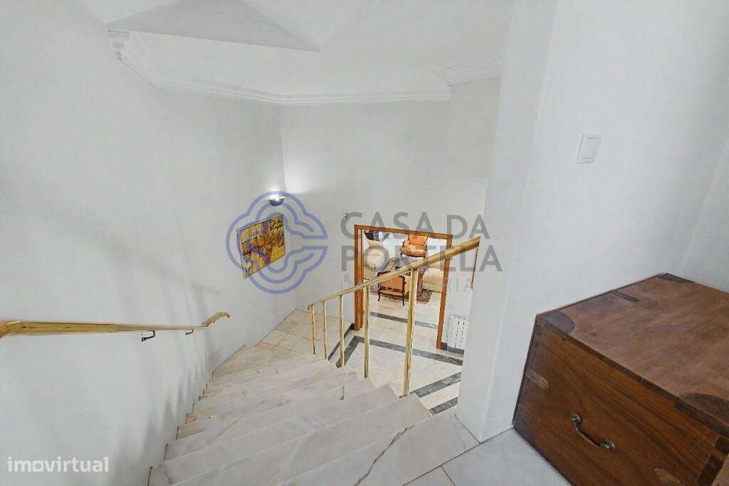 Moradia T6 (5.846m2) junto ao Picoto: Onde o Refúgio Familiar Encontra-33