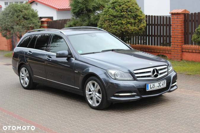Mercedes-Benz Klasa C 200 T 7G-TRONIC Avantgarde Edition - 3