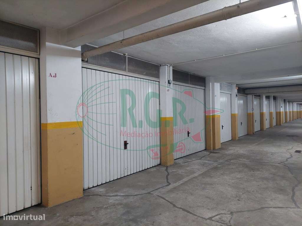 T2 PRONTO A HABITAR | Suite | Garagem Fechada-21