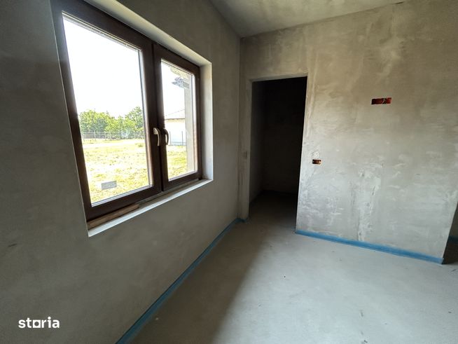 Vand vila noua Livada,st.840 mp,sc.130 mp,situat pe 2 strazi-9