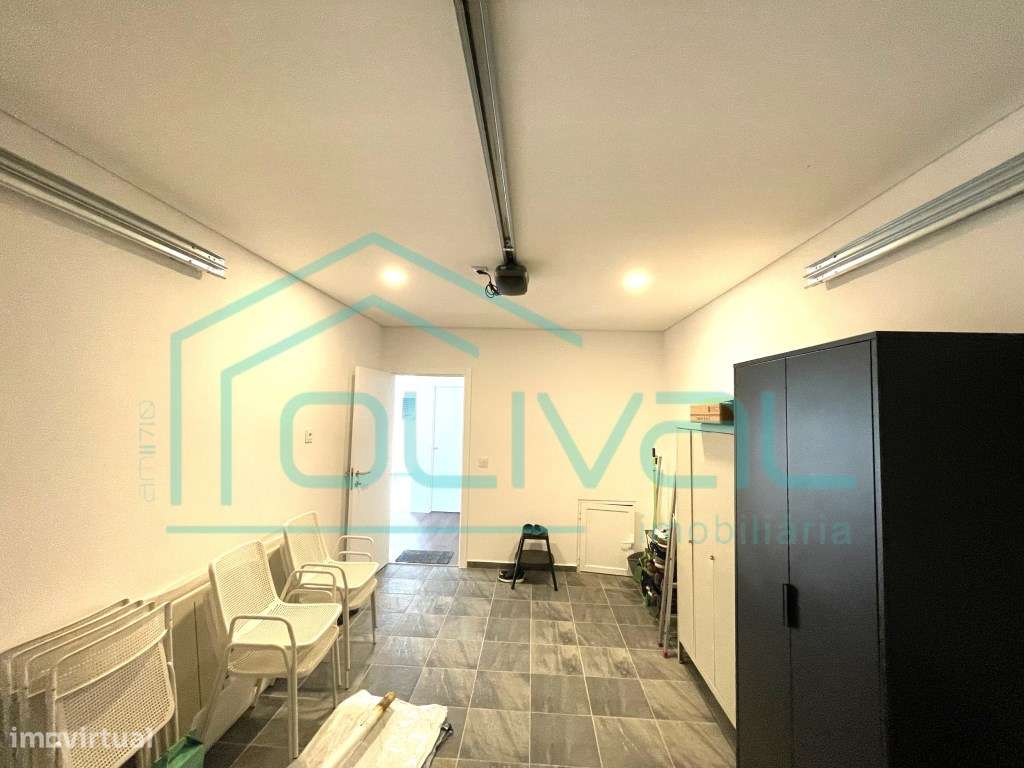 Moradia T3+1 Moderna com Piscina Privada - Conforto, Elegância e Fu...-35