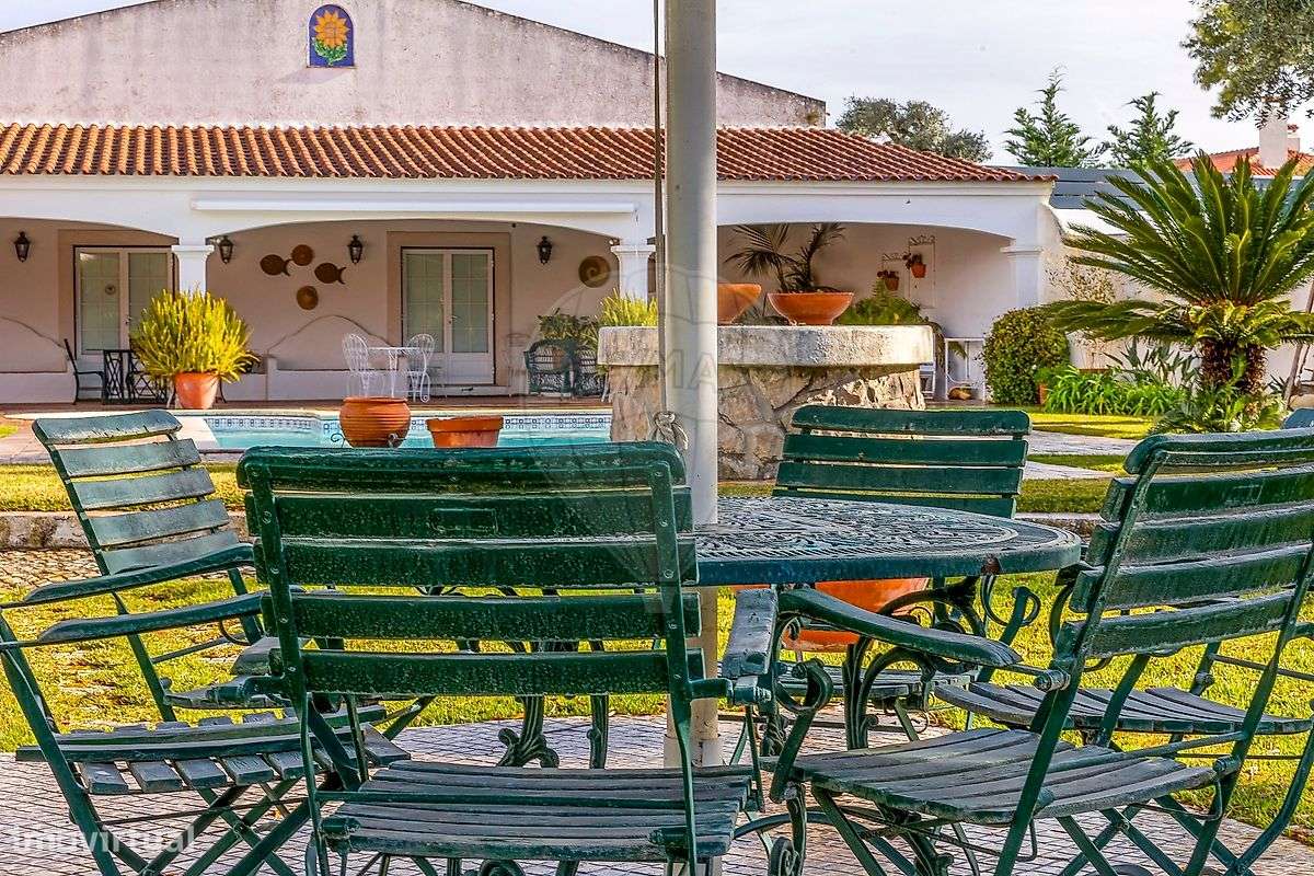 Moradia T4 para venda-8