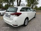 Toyota Auris 1.8 VVT-i Hybrid Automatik Comfort - 4