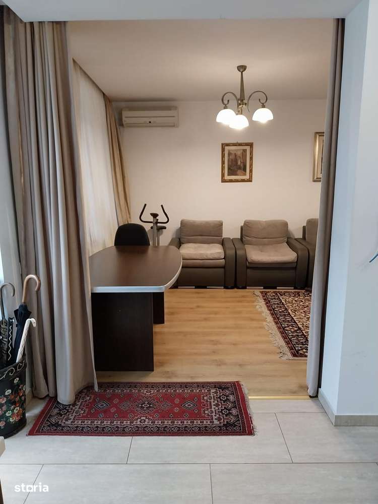 Vanzare proprietate cu doua case si intrari separate curte Giulesti-4