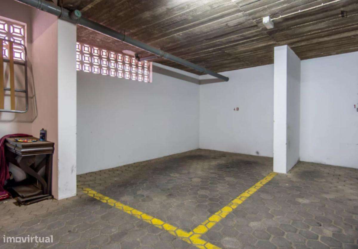 Apartamento com 2 quartos - localizado em Portimao - Grande imagem: 4/7