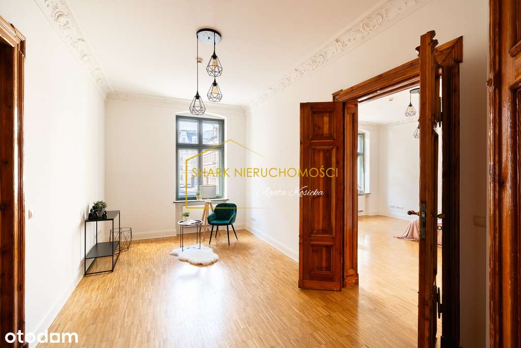 Klimatyczne mieszkanie w kamienicy w centrum!-10