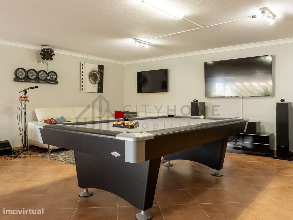 Moradia T5 contemporânea com Piscina e vista Mar na Galé em Albufeira-30