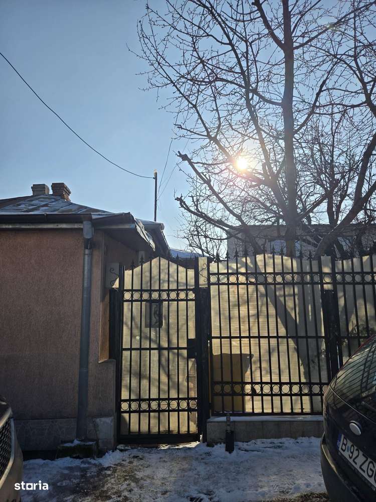 TEREN 300MP cu construcție existenta-Voluntari Str.Sihlea zona case-3