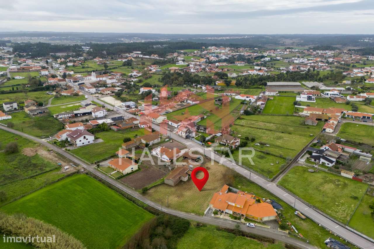 Terreno para Construção / Área Total 1976m2 / Indice de 0.5 / Ortigosa - Grande imagem: 3/31