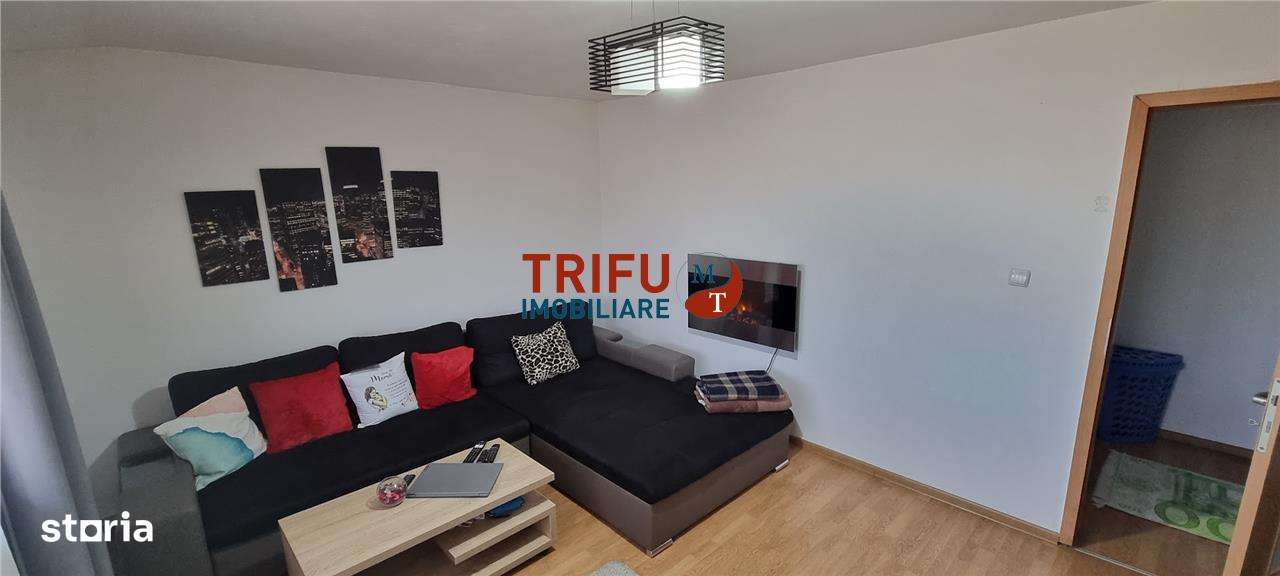 Apartament cu 3 Camere de Vânzare în Zona Piata Cetate - Imagine principală: 2/17