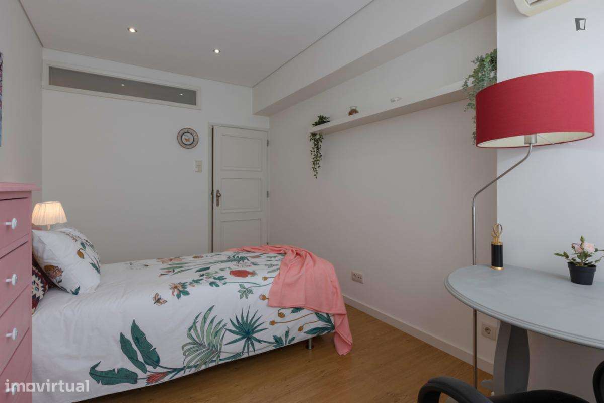 Apartamento com 3 quartos - localizado em Santo Ildefonso Porto - Grande imagem: 5/26