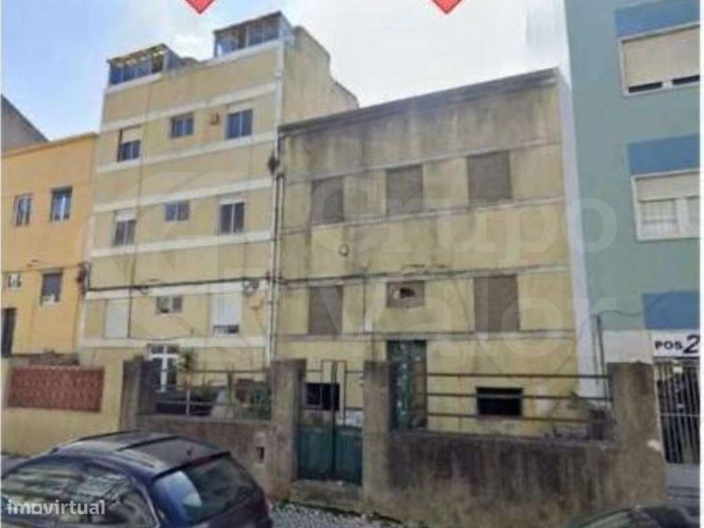 Venda de 2 Prédios em Pedralvas | Benfica - Grande imagem: 2/4