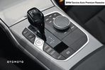 BMW Seria 3 318i Advantage - 17