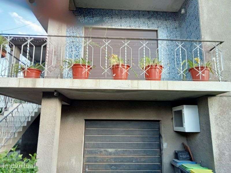 Moradia quatro frentes - Grande imagem: 5/9