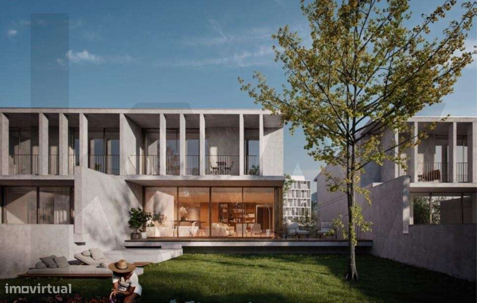 Moradia T3 com pátio e jardim em Arcozelo inserido em condomínio - Grande imagem: 1/9