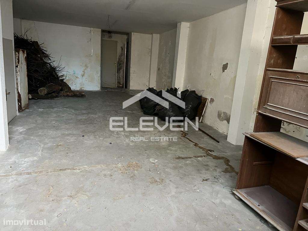 2 Prédios Centro do Porto com Comércio - Grande imagem: 4/11